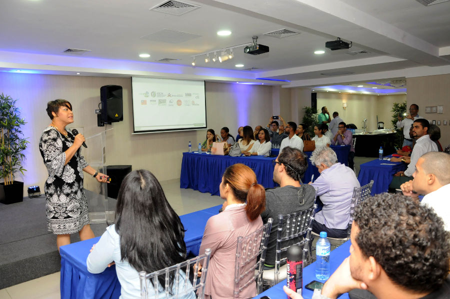 El taller contó con la participación de emprendedores de distintas áreas.