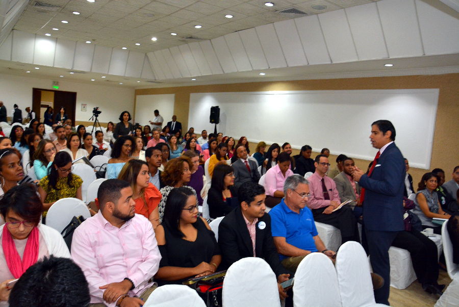 Rafael Vargas durante su intervención sobre las “Buenas prácticas para lograr presentaciones efectivas”.