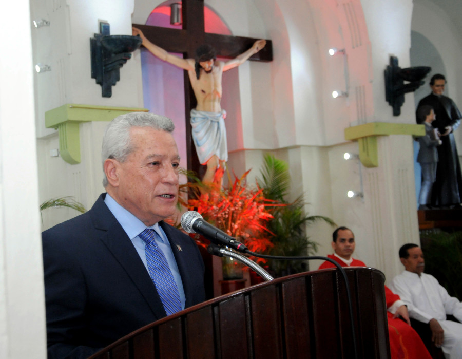 Nelson Toca Simó, titular del MICM y presidente del Consejo Nacional de Zonas Francas de Exportación (CNZFE), leyó el mensaje de felicitación del presidente Medina.