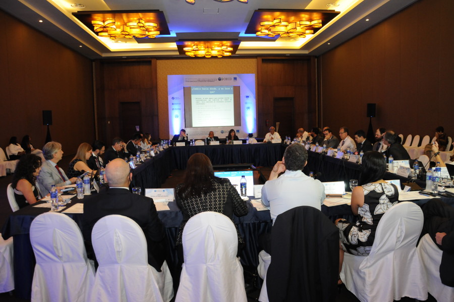 Vista de la sesión plenaria del evento de OCDE que tiene lugar en Punta Cana, en el este de República Dominicana.
