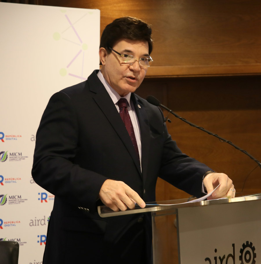 Julio Virgilio Brache, vicepresidente de la Directiva Nacional de la AIRD.