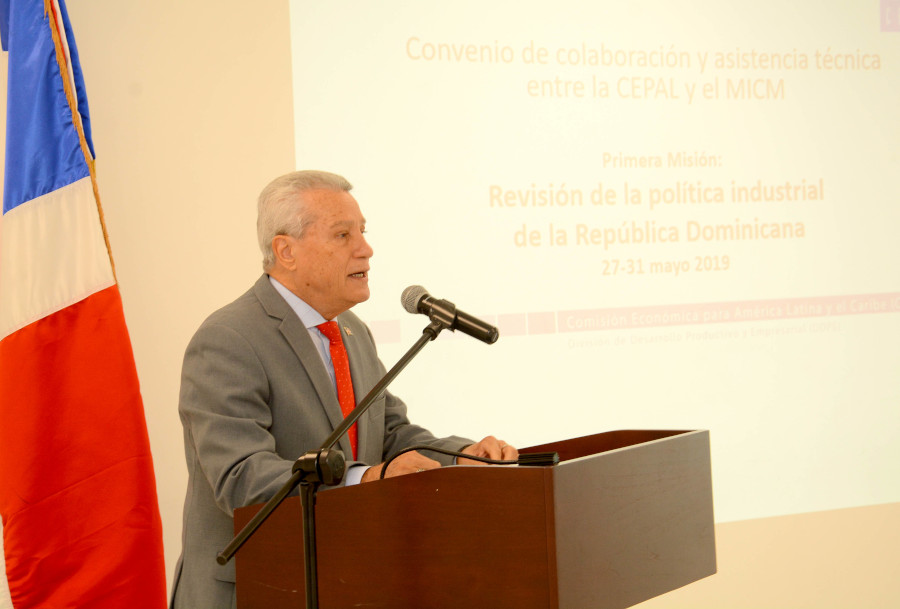 Nelson Toca Simó, ministro de Industria, Comercio y Mipymes. 