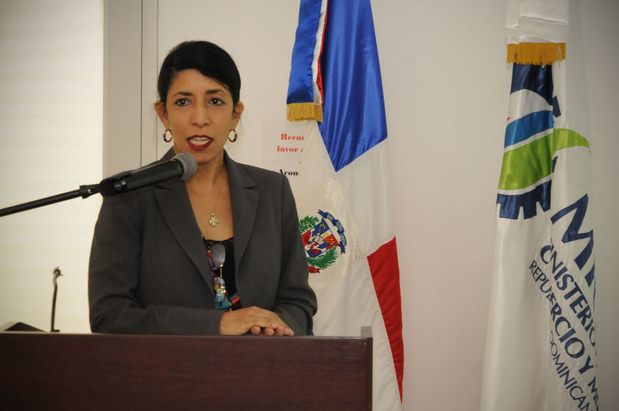 Karina Mañón, Subdirectora de Administración de Acuerdos y Tratados Internacionales