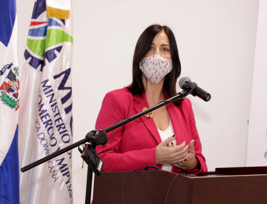 Ana Patricia Mejía, country manager de Microsoft Dominicana, resalta acuerdo para impulsar digitalización de las Mipymes.