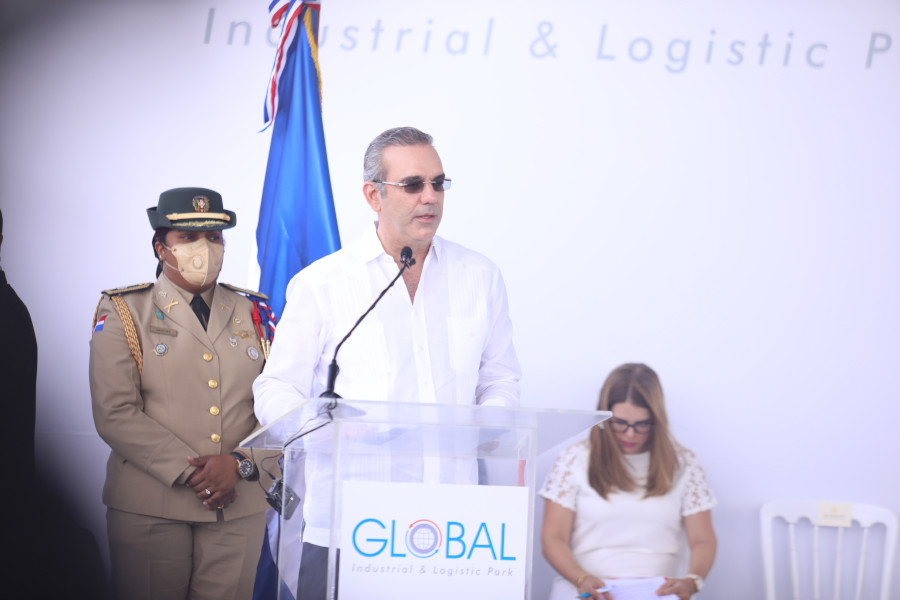 El presidente Luis Abinader aseguró que este es el mejor momento para invertir en la República Dominicana.