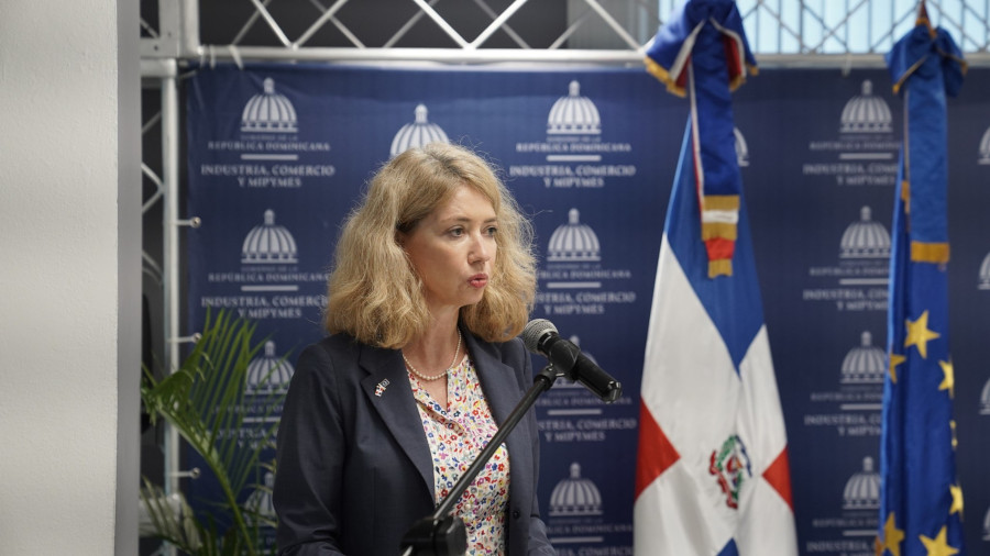 La embajadora de la Unión Europea (EU) en la República Dominicana, Katja Afheld.