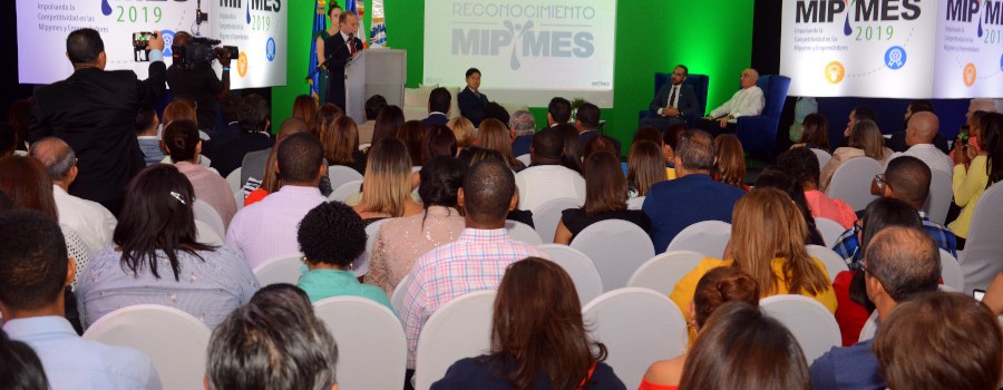 MICM reconoce empresas y líderes empresariales en “Semana Mipymes 2019”