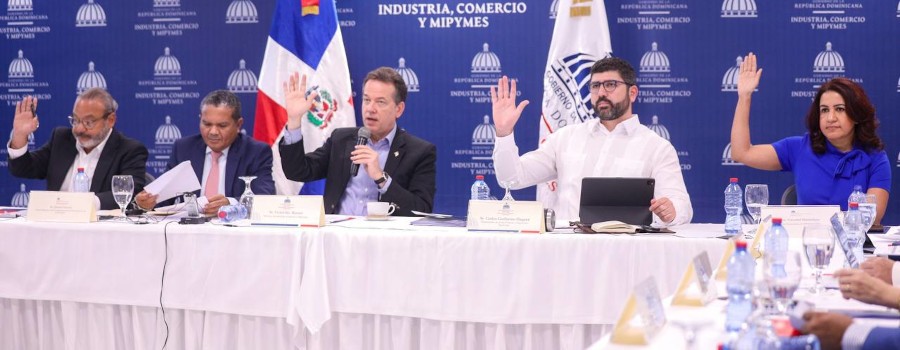 Dos nuevos parques de zonas francas en Espaillat y Santo Domingo generarán 2,755 nuevos empleos y divisas