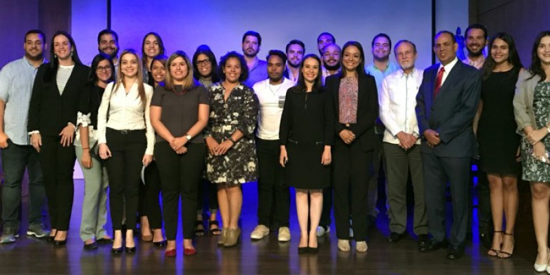 MICM imparte conferencia a estudiantes de Unibe sobre oportunidades de negocios que ofrece el DR-CAFTA