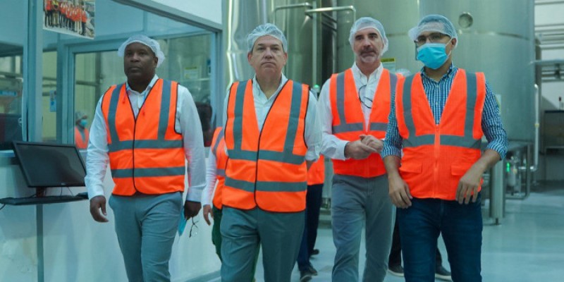 Ito Bisonó resalta más de 137 mil dominicanos han recuperado empleos en industrias