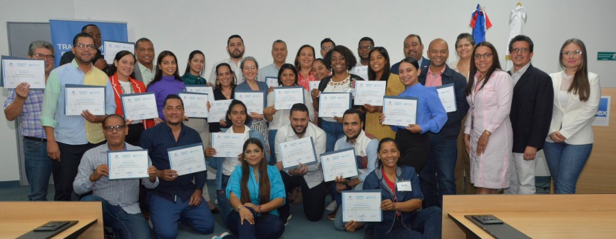 MICM, UNCTAD y CAPEX otorgan 30 becas a mujeres hicieron taller “Comportamiento Emprendedor Empretec”
