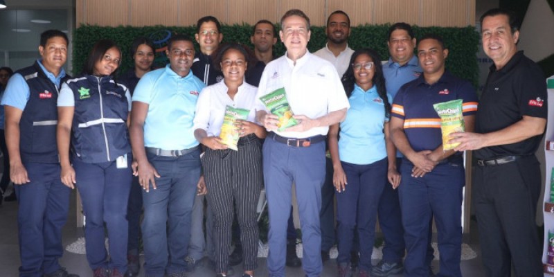 Ministro Bisonó anuncia por primera vez Frito Lay manufactura productos con plátanos ciento por ciento dominicanos