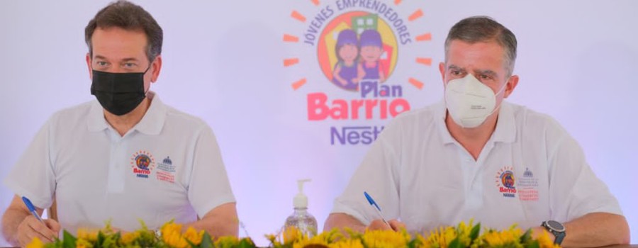 Nestlé ® y MICM capacitarán a participantes del programa Plan Barrio®