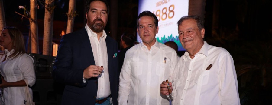 Bisonó reitera apoyo a la industria del tabaco en el país; participa en el festival Procigar Night 2021