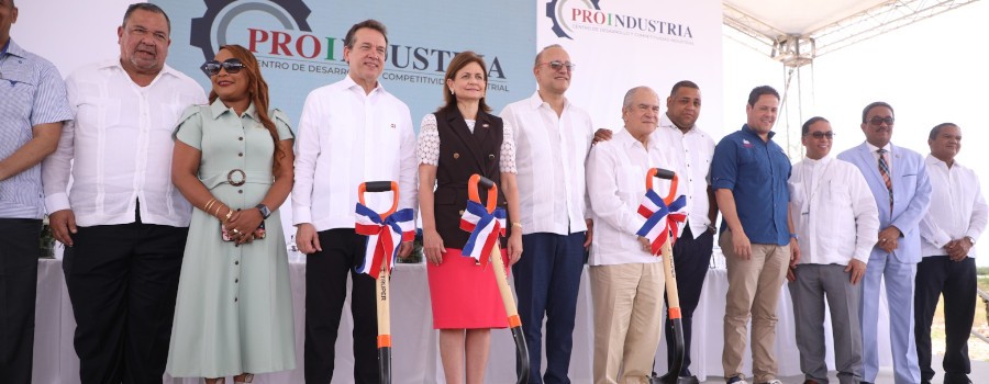 Vicepresidenta Raquel Peña encabeza inauguración de 6 nuevas naves en parque Industrial de San Pedro de Macorís