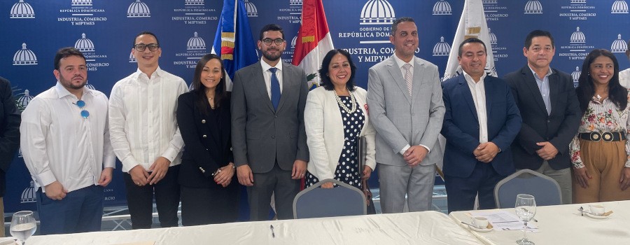 MICM y PROINDUSTRIA recibe misión de Perú para apoyar al desarrollo de los parques industriales y la iniciativa “Santo Domingo 2050”