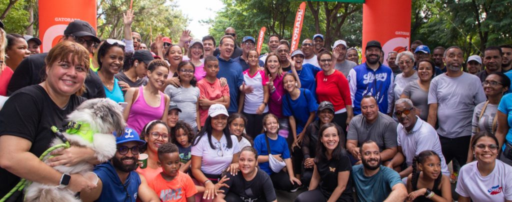 Bisonó destaca el papel fundamental que cumplen las familias en los hogares dominicanos